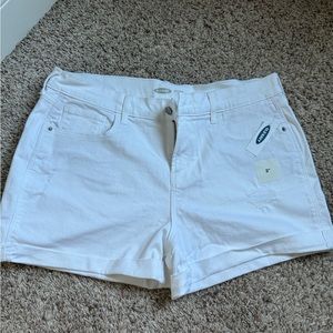 Old Navy White Jean Shorts. Size 14. NWT